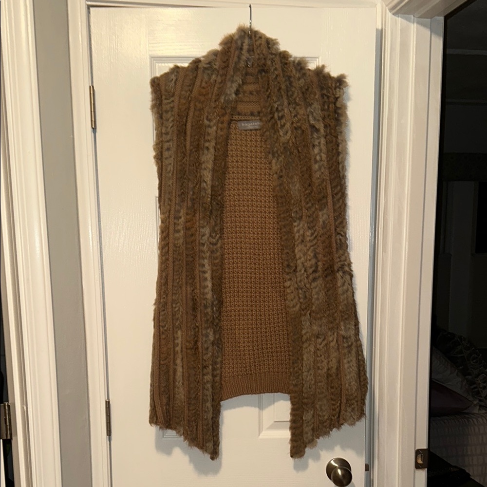 Women's Tan Sweater Vest